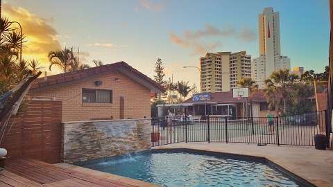 Photo: Surfers Paradise Backpackers Resort